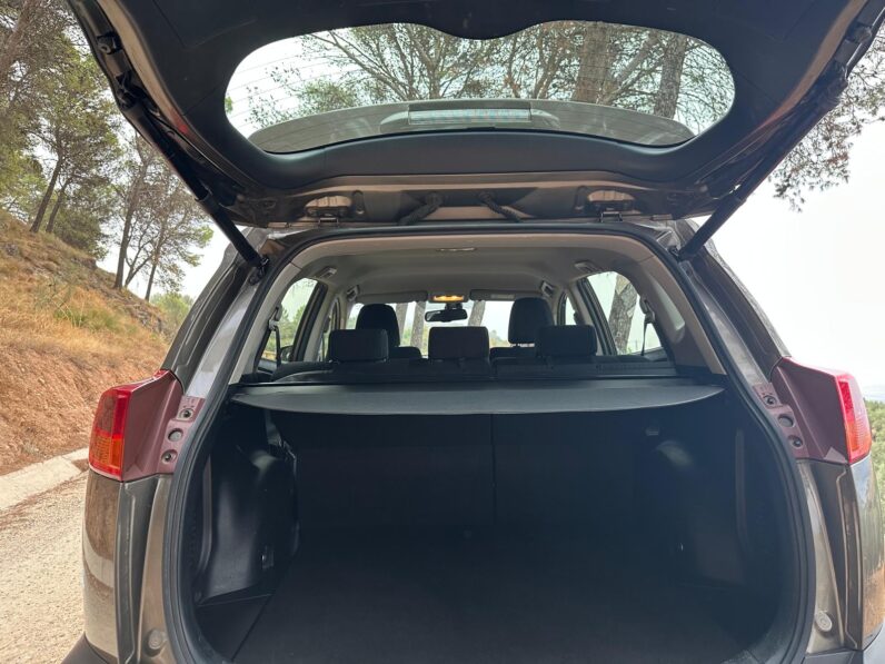 RAV4 4X2 2.0 D4D COMFORT