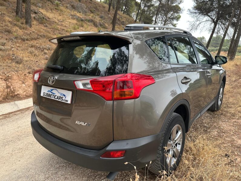 RAV4 4X2 2.0 D4D COMFORT