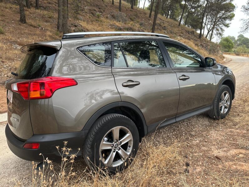 RAV4 4X2 2.0 D4D COMFORT