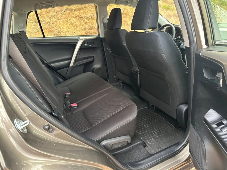 RAV4 4X2 2.0 D4D COMFORT