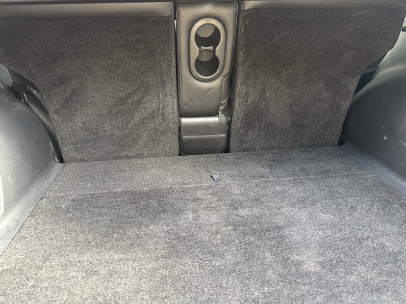 Toyota RAV 4 2.2 D-4D 4×4 Crossover Lounge