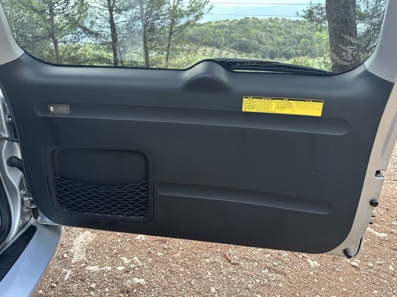 Toyota RAV 4 2.2 D-4D 4×4 Crossover Exclusive