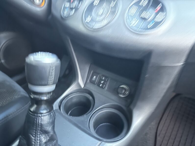 Toyota RAV 4 2.2 D-4D 4×4 Crossover Exclusive