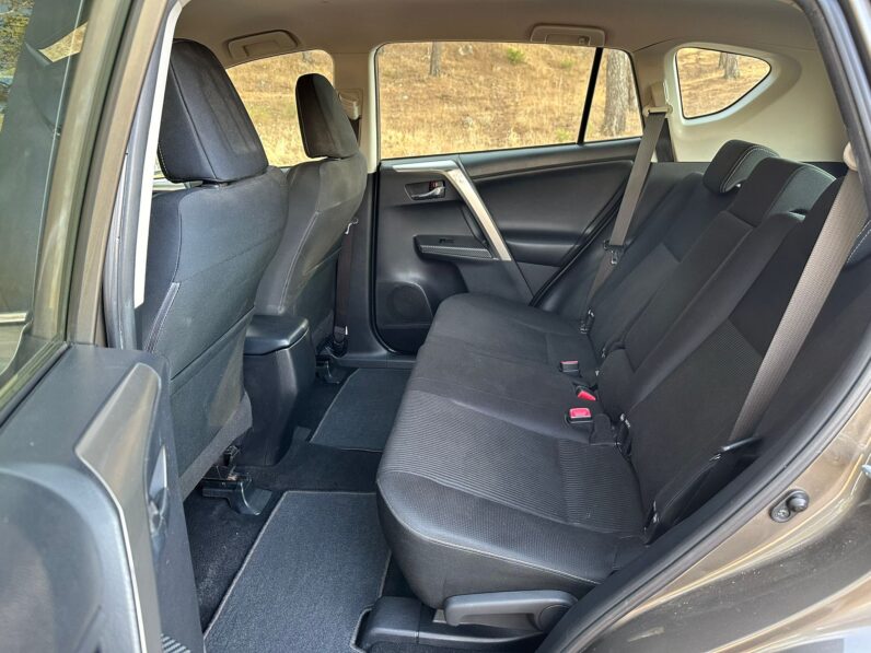 TOYOTA RAV4 – 4X4 D4D 2.2 COMFORT