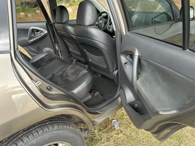 Toyota RAV 4 2.2 D-4D Executive