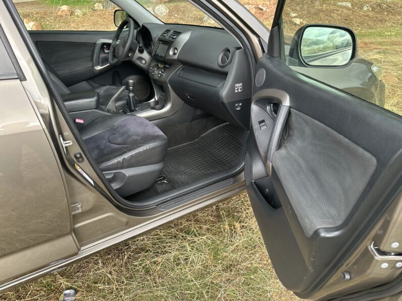 Toyota RAV 4 2.2 D-4D Executive