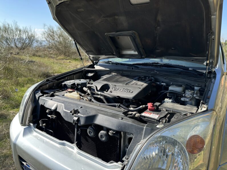 LAND CRUISER 120 5 MANUAL