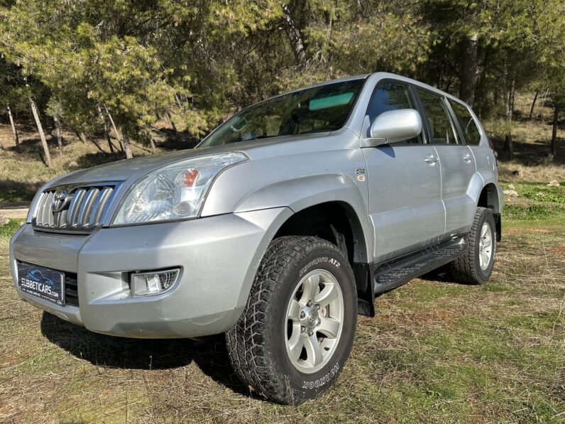 LAND CRUISER 120 5 MANUAL