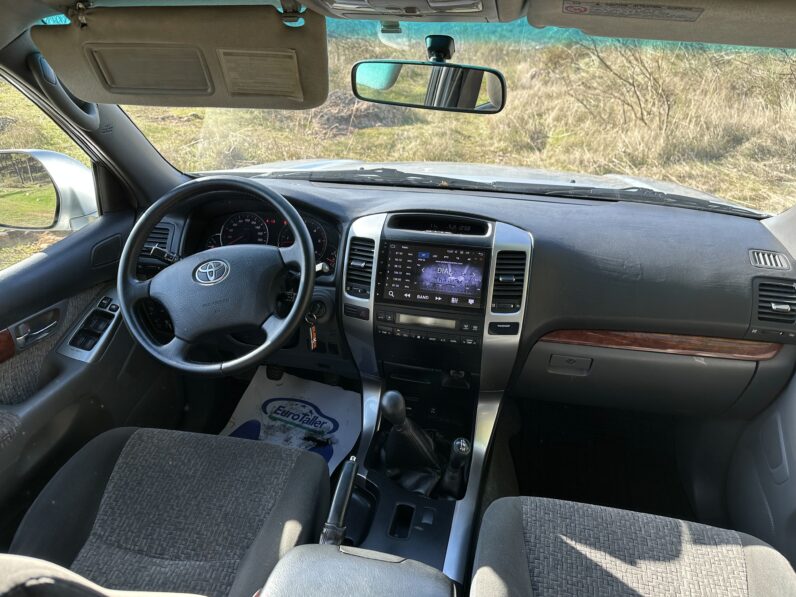 LAND CRUISER 120 5 MANUAL