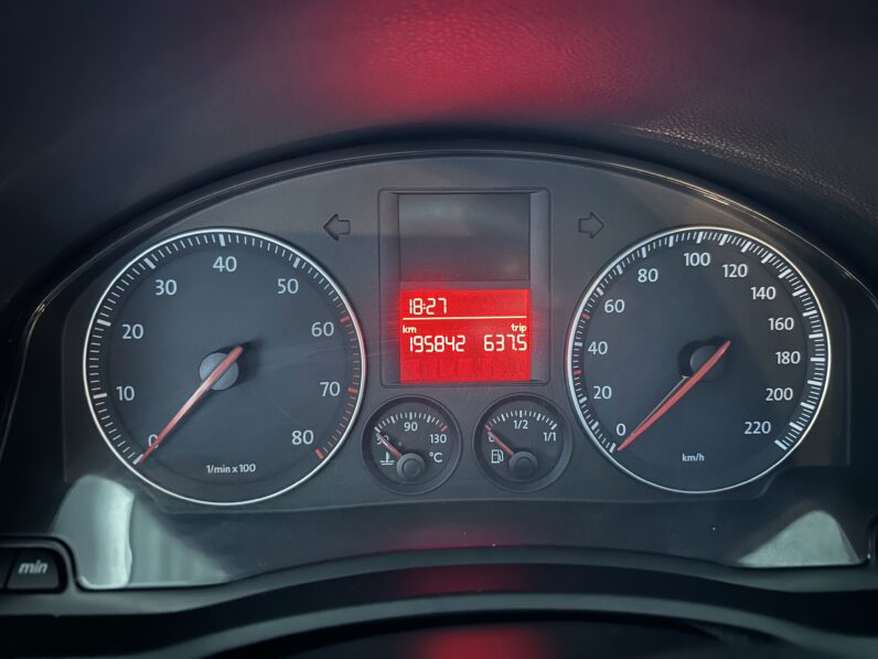 GOLF V 1.4 TRENDLINE NEGRO