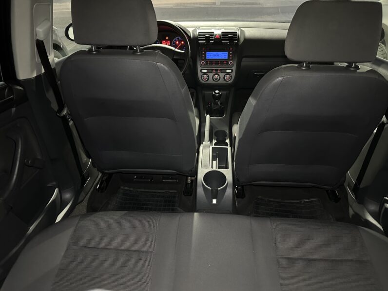 GOLF V 1.4 TRENDLINE NEGRO