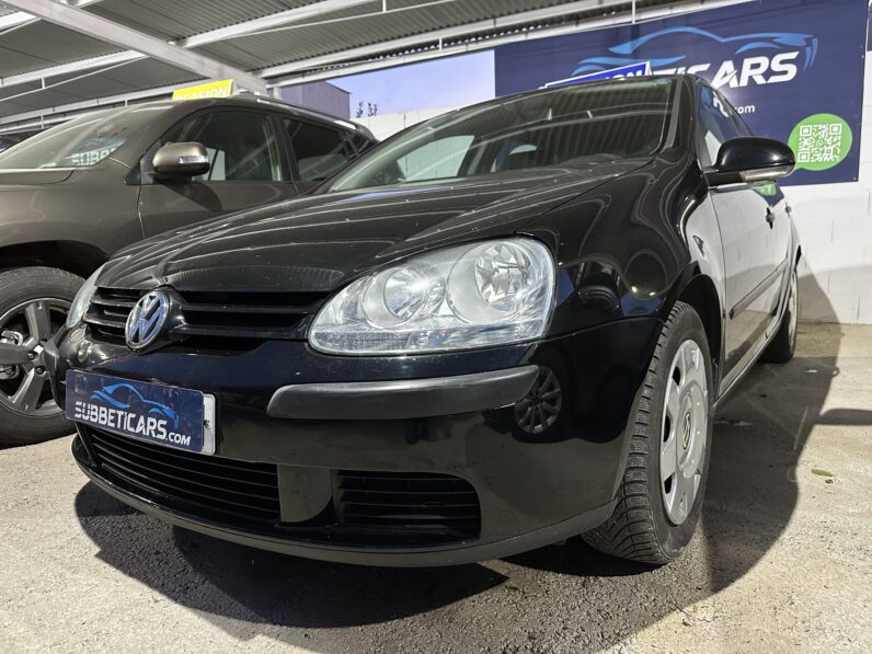 GOLF V 1.4 TRENDLINE NEGRO