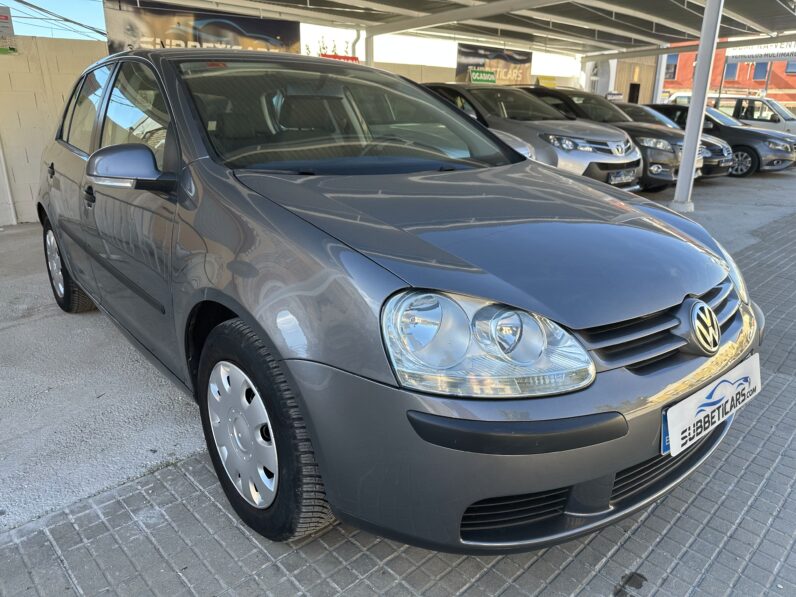 GOLF V 1.4 i TRENDLINE