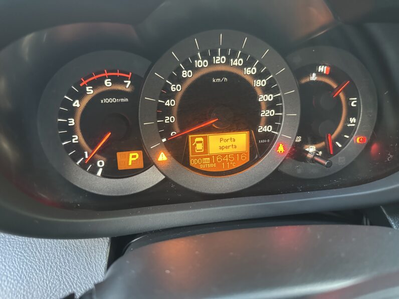 RAV4 4X4 D-4D 2.2 AUTO