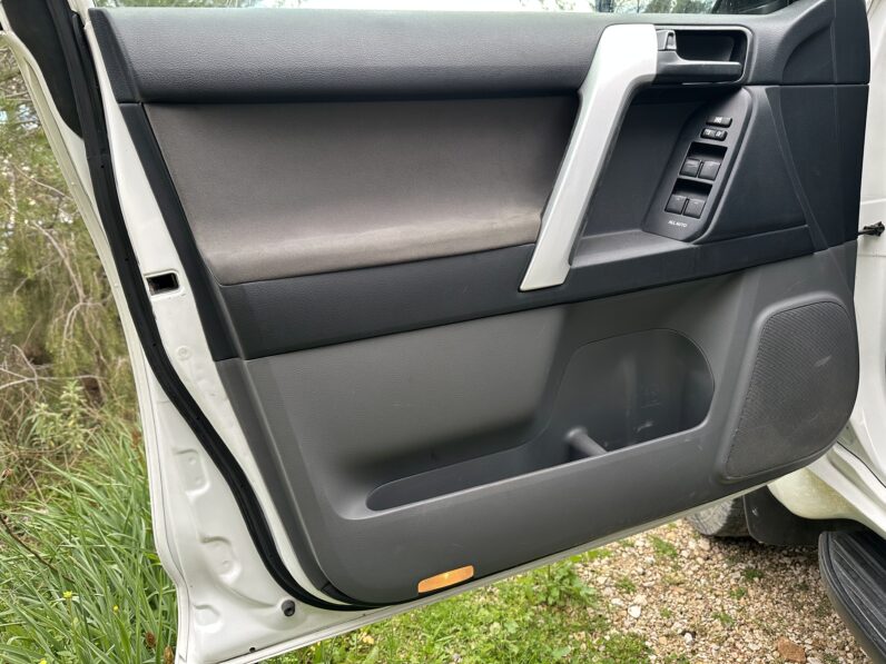 TOYOTA LAND CRUSIER 150