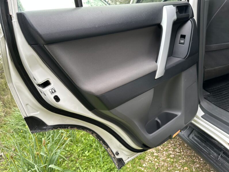 TOYOTA LAND CRUSIER 150