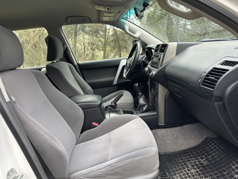 TOYOTA LAND CRUSIER 150