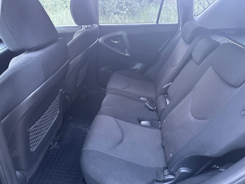 RAV 4 III