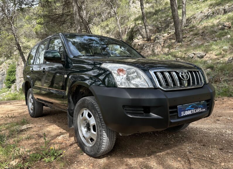 TOYOTA LAND CRUISER