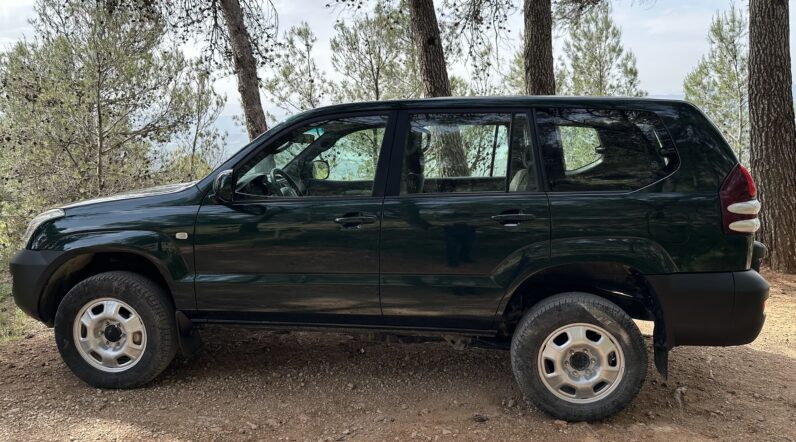 TOYOTA LAND CRUISER