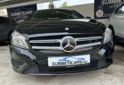 A200 i NEGRO
