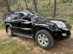 LAND CRUISER 120 NEGRO AUTO