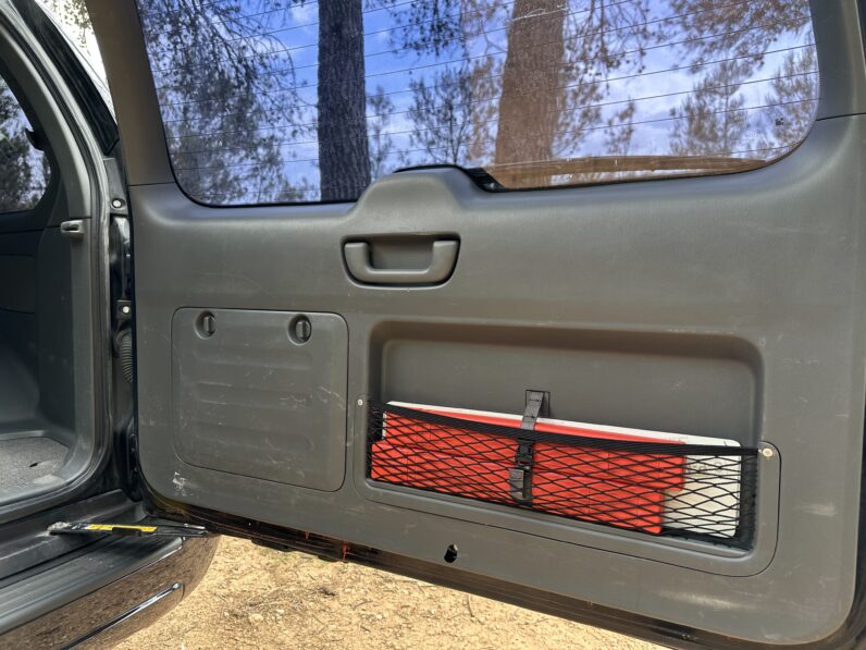 LAND CRUISER 120 NEGRO AUTO