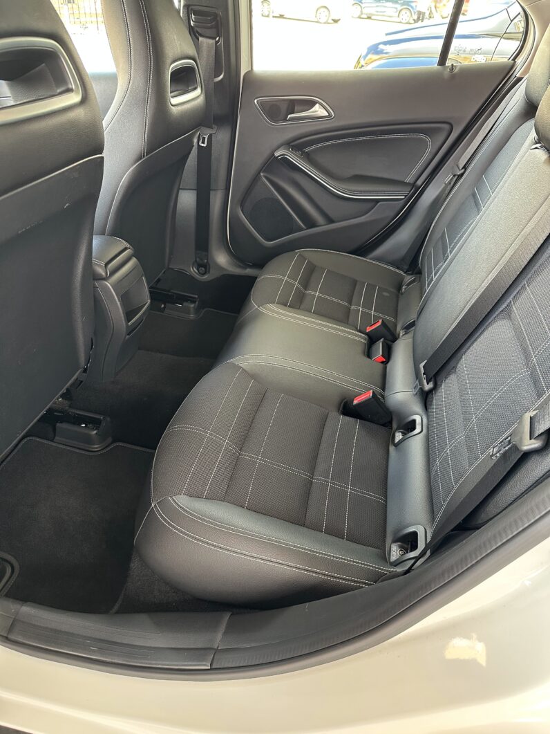 GLA 200I BLANCO
