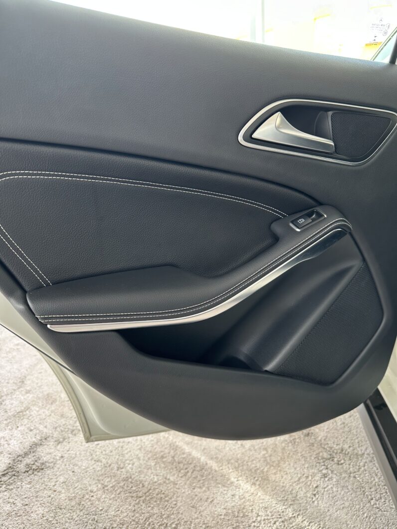 GLA 200I BLANCO