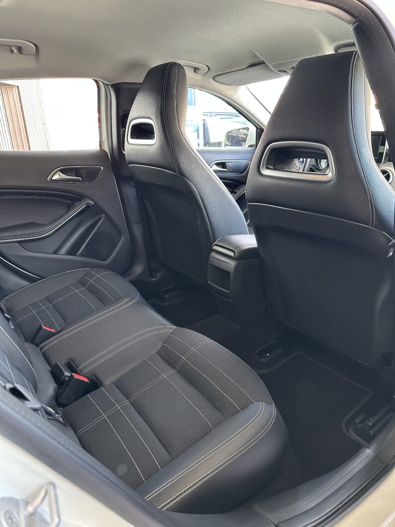 GLA 200I BLANCO