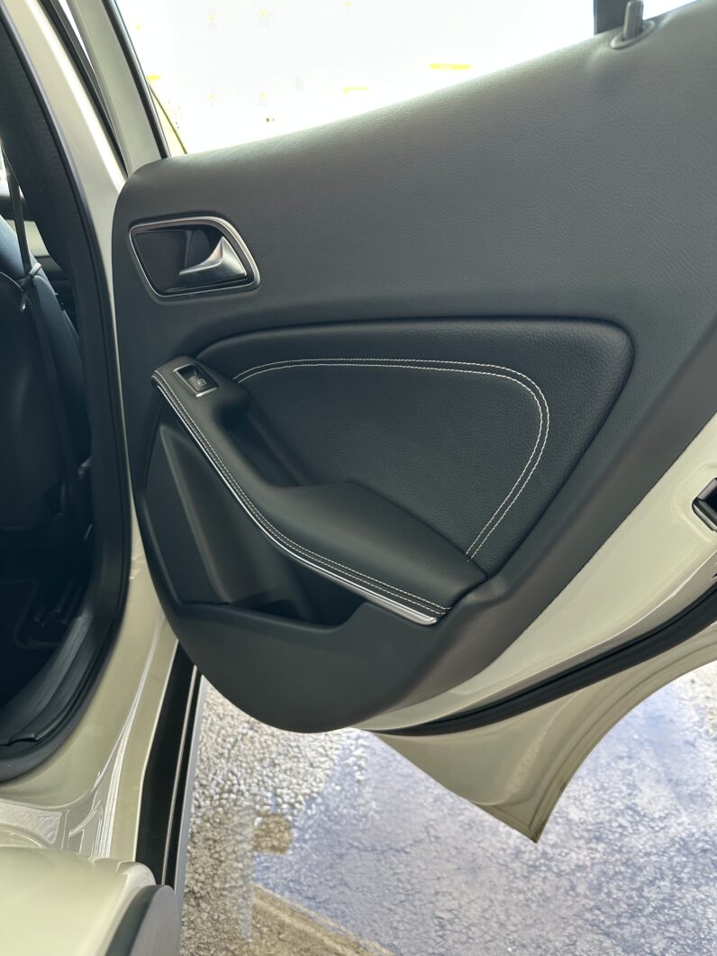 GLA 200I BLANCO