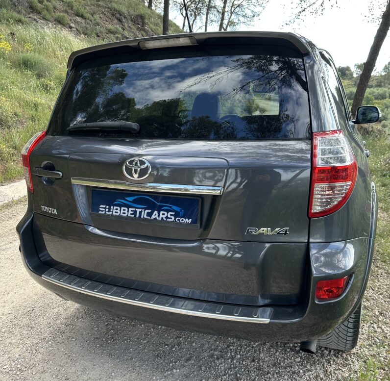 RAV 4 2.2 D-4D Executive