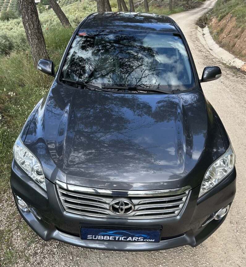 RAV 4 2.2 D-4D Executive