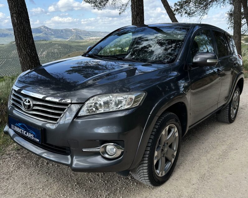 RAV 4 2.2 D-4D Executive