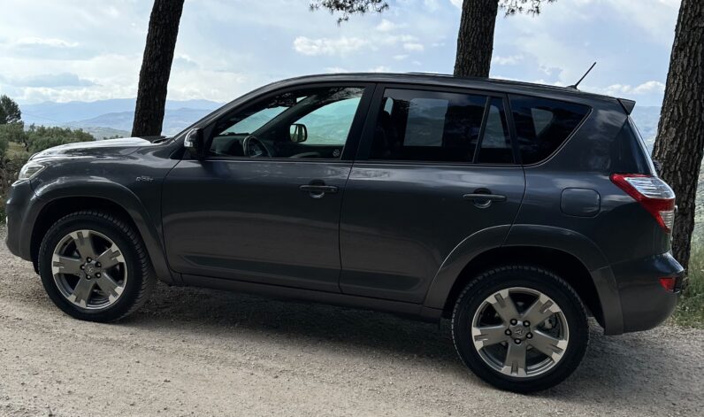 RAV 4 2.2 D-4D Executive