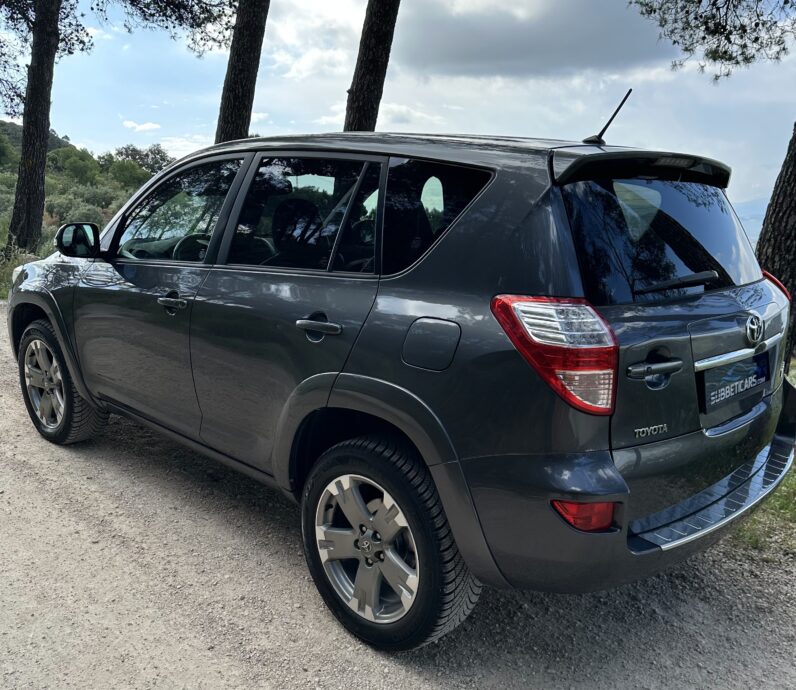 RAV 4 2.2 D-4D Executive