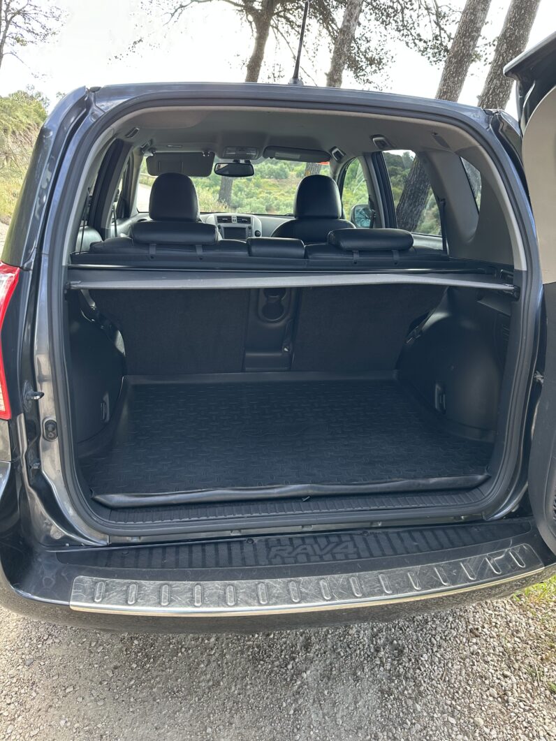 RAV 4 2.2 D-4D Executive