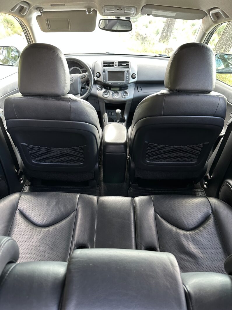 RAV 4 2.2 D-4D Executive