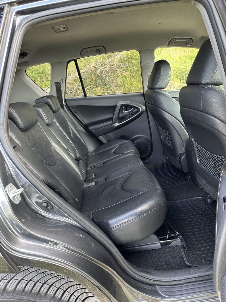 RAV 4 2.2 D-4D Executive