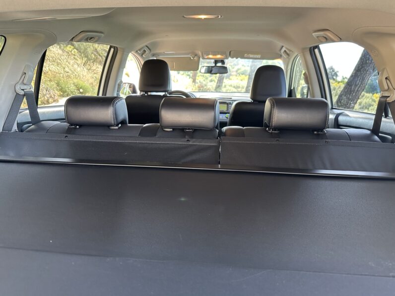 RAV 4 2.0 D-4D Lounge