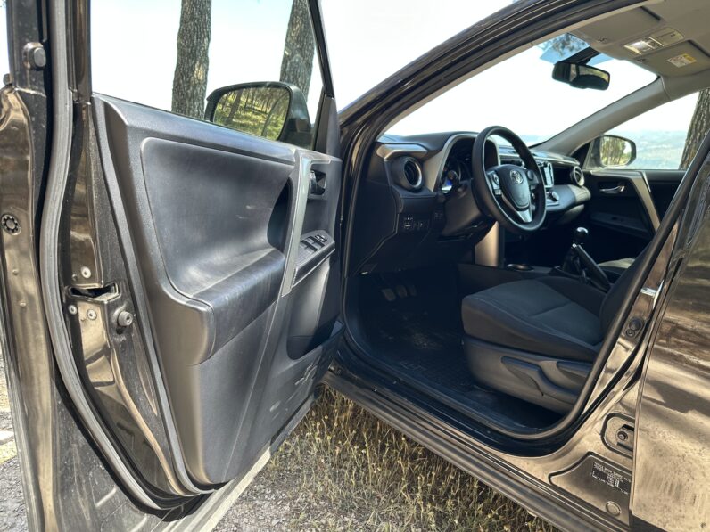 RAV 4 2.2 D-4D Edition
