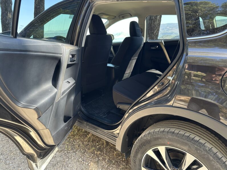 RAV 4 2.2 D-4D Edition