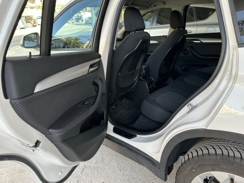 BMW X1 sDRIVE 18i