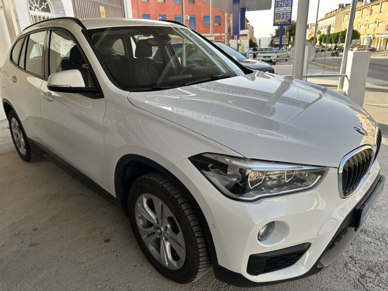 BMW X1 sDRIVE 18i