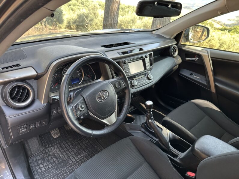 RAV4 IV 2.2 4X4 10/2013