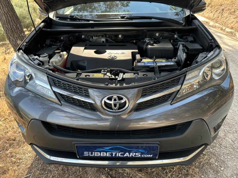 RAV4 IV 2.2 4X4 10/2013