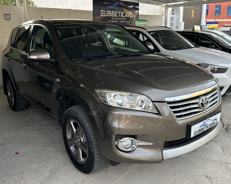 RAVV 4 III MARRON AUTO